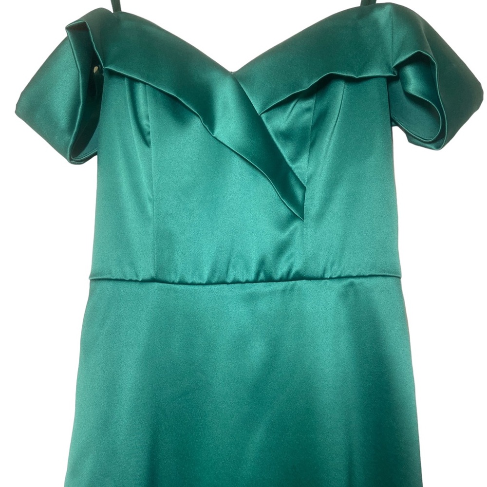 Emerald Green off-the-shoulder Satin Long Dress